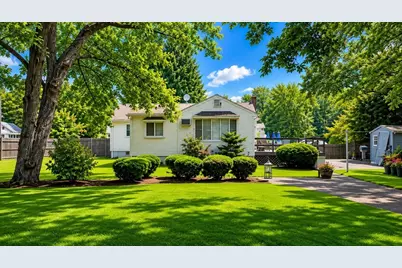 22 Farnham Rd, Stoughton, MA 02072 - Photo 3