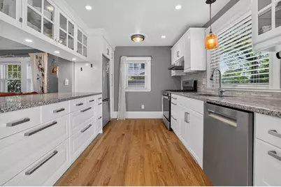 20 Hill Top Rd, Wellesley, MA 02482 - Photo 5