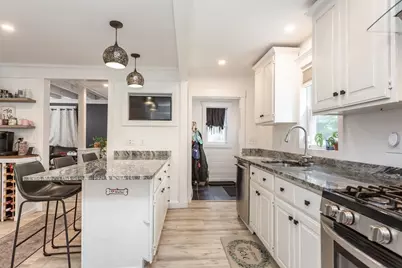 89 West St, Middleborough, MA 02346 - Photo 3