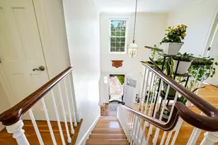 18 Stratford Dr, Dartmouth, MA 02747 - Photo 11
