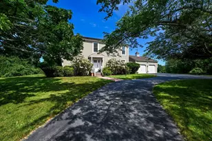 18 Stratford Dr, Dartmouth, MA 02747 - Photo 23