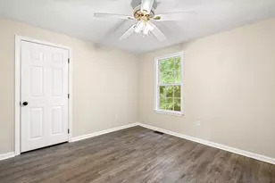 1020 Somerset Ave, Dighton, MA 02764 - Photo 17