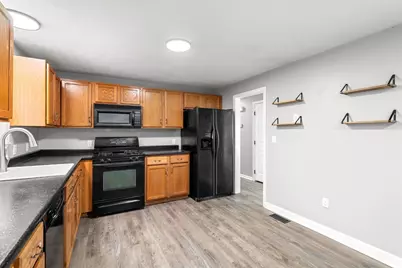 1020 Somerset Avenue #15, Dighton, MA 02764 - Photo 11