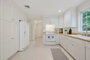21 Winsor Dr, North Attleboro, MA 02760 - Photo 13