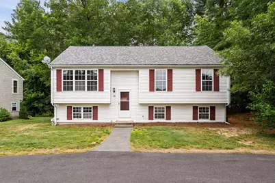 1020 Somerset Avenue #15, Dighton, MA 02764 - Photo 1