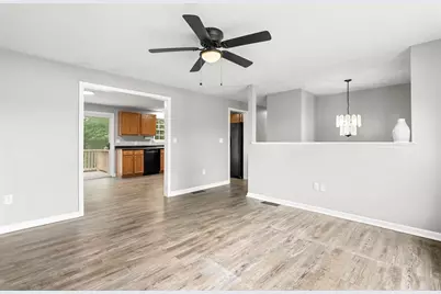 1020 Somerset Avenue #15, Dighton, MA 02764 - Photo 7