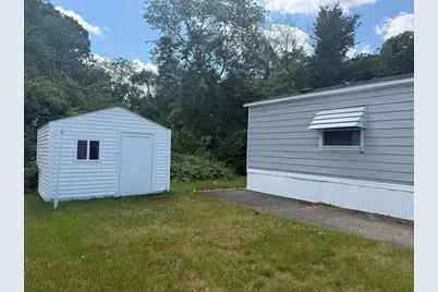 2 Riverway St, Taunton, MA 02780 - Photo 5