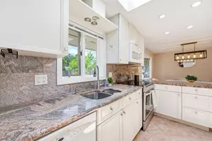 4 Antrim Rd, Peabody, MA 01960 - Photo 11