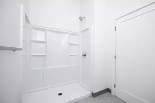 80 Middlesex St, Lowell, MA 01852 - Photo 15