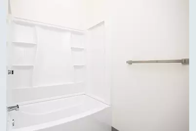 80 Middlesex St #105, Lowell, MA 01852 - Photo 17