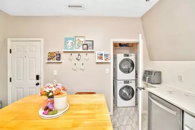 80 Linden St #B, Everett, MA 02149 - Photo 11