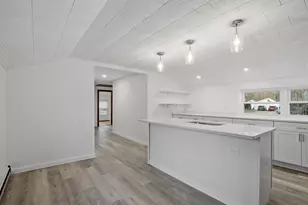 47 Railroad Ave, Rowley, MA 01969 - Photo 3