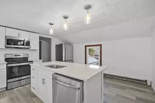 47 Railroad Ave, Rowley, MA 01969 - Photo 7