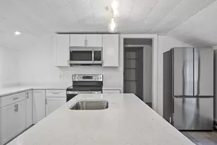 47 Railroad Ave, Rowley, MA 01969 - Photo 9