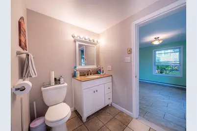 2 Amesbury St, Worcester, MA 01605 - Photo 15