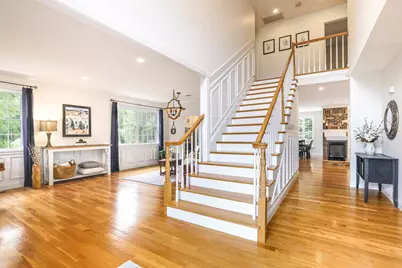 10 Strawberry Knoll Dr, Sutton, MA 01590 - Photo 3