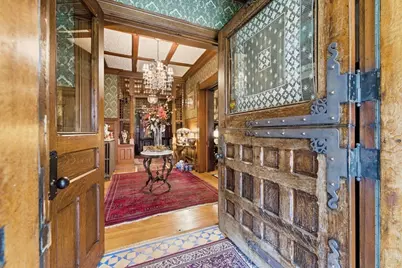 1176 Worthington St, Springfield, MA 01109 - Photo 5