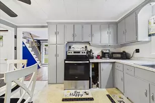 9 Ash Rd, Halifax, MA 02338 - Photo 13