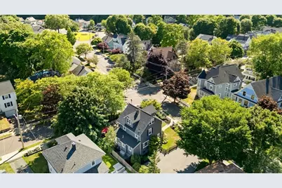 43 Trenton St, Melrose, MA 02176 - Photo 37