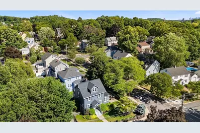 43 Trenton St, Melrose, MA 02176 - Photo 35