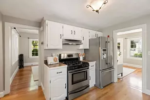 43 Trenton St, Melrose, MA 02176 - Photo 21