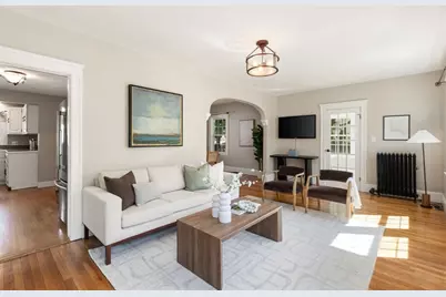 43 Trenton St, Melrose, MA 02176 - Photo 11