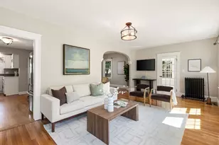 43 Trenton St, Melrose, MA 02176 - Photo 11