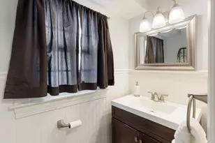 43 Trenton St, Melrose, MA 02176 - Photo 29