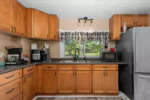 27 Lavallee Terrace, Worcester, MA 01603 - Photo 3