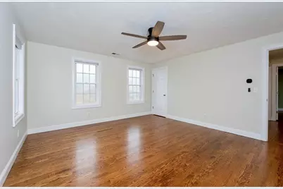 8 Vista Cir, Rutland, MA 01543 - Photo 17