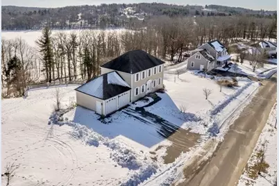 8 Vista Cir, Rutland, MA 01543 - Photo 3