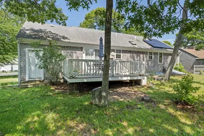 16 Lexington Dr, Barnstable, MA 02601 - Photo 23