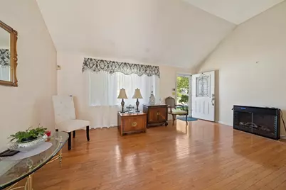 16 Lexington Dr, Barnstable, MA 02601 - Photo 7