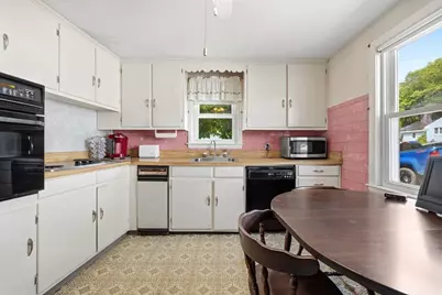 23 Shady Ln, Lynn, MA 01905 - Photo 11