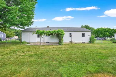 95 Wrenwood St, Springfield, MA 01129 - Photo 27
