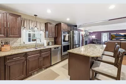 45 Constitution Dr, Leominster, MA 01453 - Photo 15