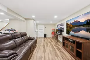 45 Constitution Dr, Leominster, MA 01453 - Photo 33