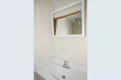 42 Ball St, Northborough, MA 01532 - Photo 15