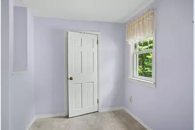 42 Ball St, Northborough, MA 01532 - Photo 7
