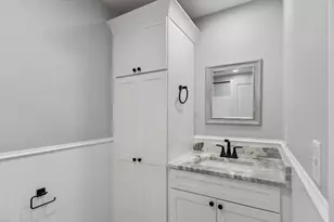 10-12 King St, Fitchburg, MA 01420 - Photo 13