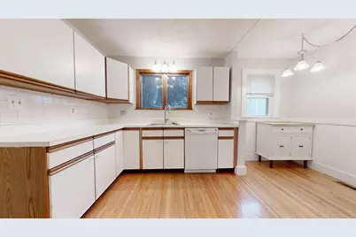 28 Hibbard #1, Newton, MA 02458 - Photo 9
