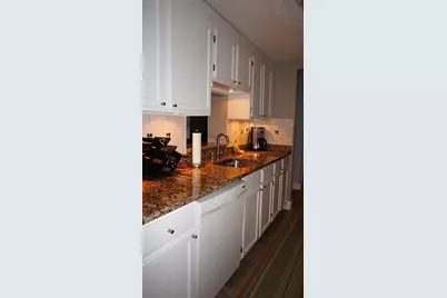 60R Gibson St #A-1, Boston, MA 02122 - Photo 5