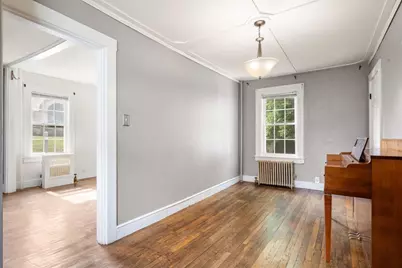 8 Pulaski St, Peabody, MA 01960 - Photo 7