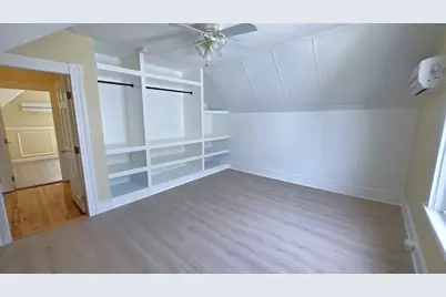 6 Warden St, Worcester, MA 01604 - Photo 17