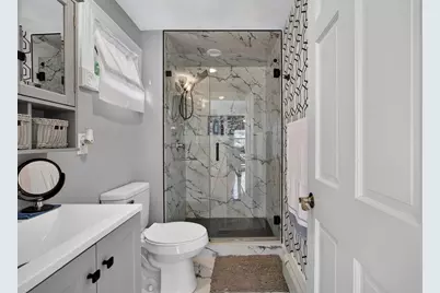 524 Eastern Avenue, Lynn, MA 01902 - Photo 19