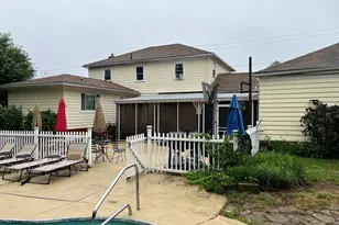 36 Duxbury St, Providence, RI 02909 - Photo 3