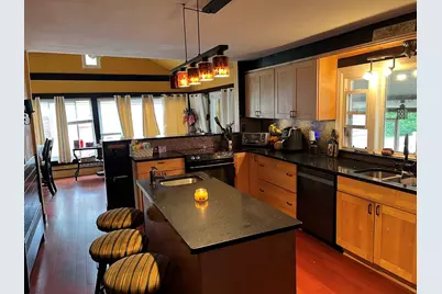 36 Duxbury St, Providence, RI 02909 - Photo 11