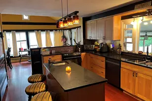 36 Duxbury St, Providence, RI 02909 - Photo 9