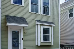 8 Brighton St, Boston, MA 02129 - Photo 27