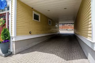 8 Brighton St, Boston, MA 02129 - Photo 25